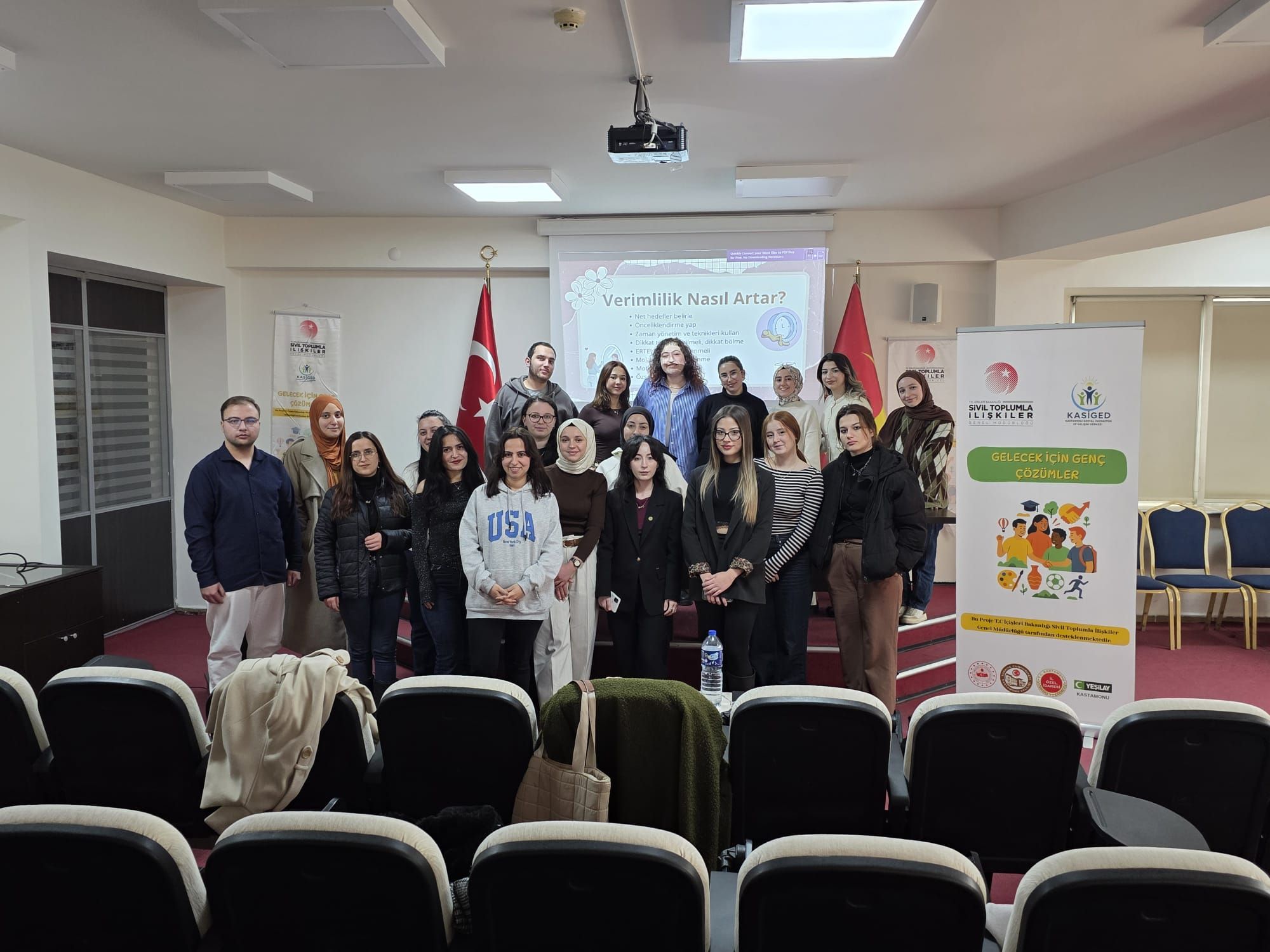 Gelecek İçin Genç Çözümler Projesi – Kişisel Gelişim Semineri