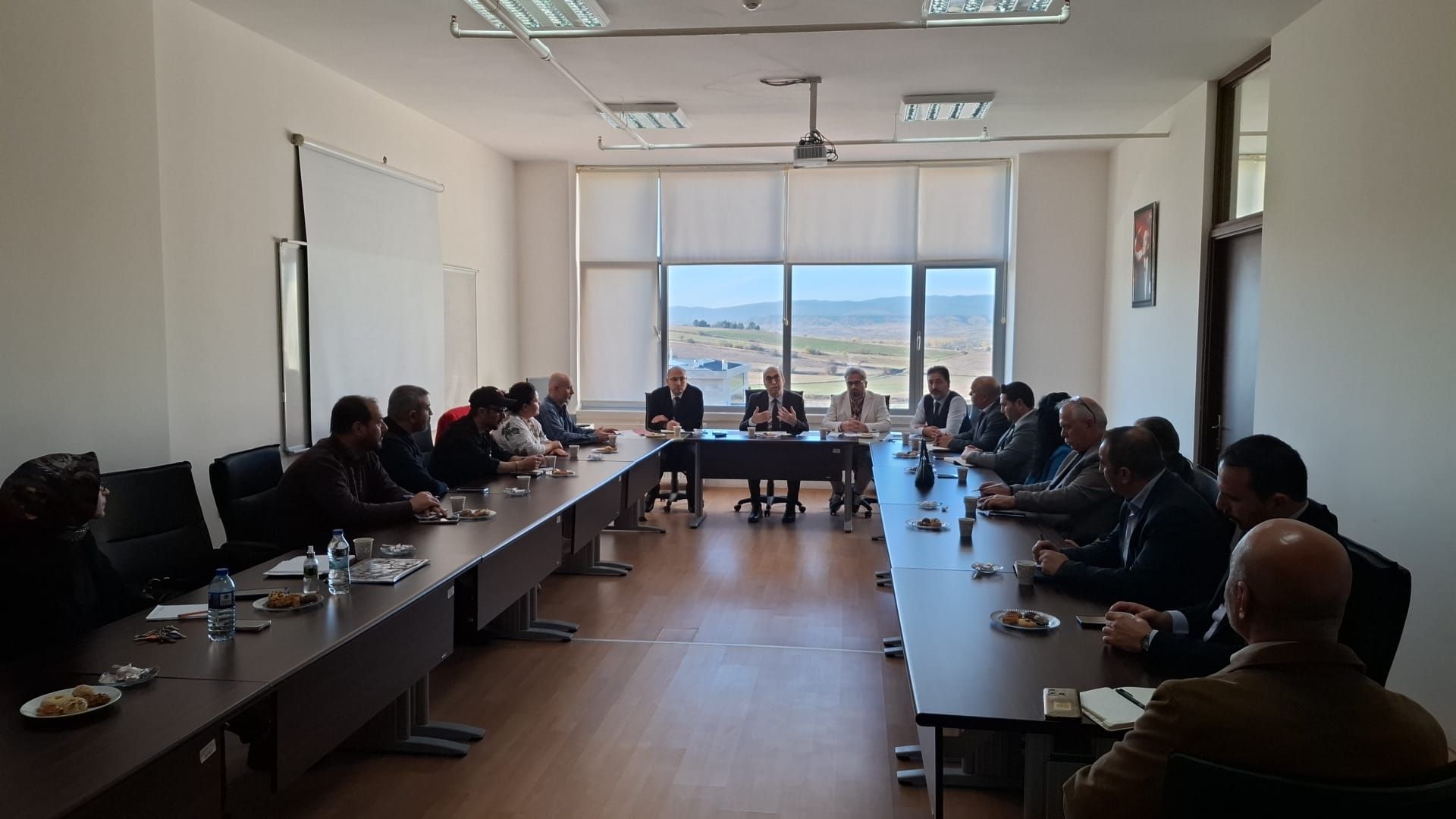 Kastamonu Üniversitesi Güzel Sanatlar Fakültesi Dış Paydaşlar Danışma Kurulu toplantısına katılım sağladık.