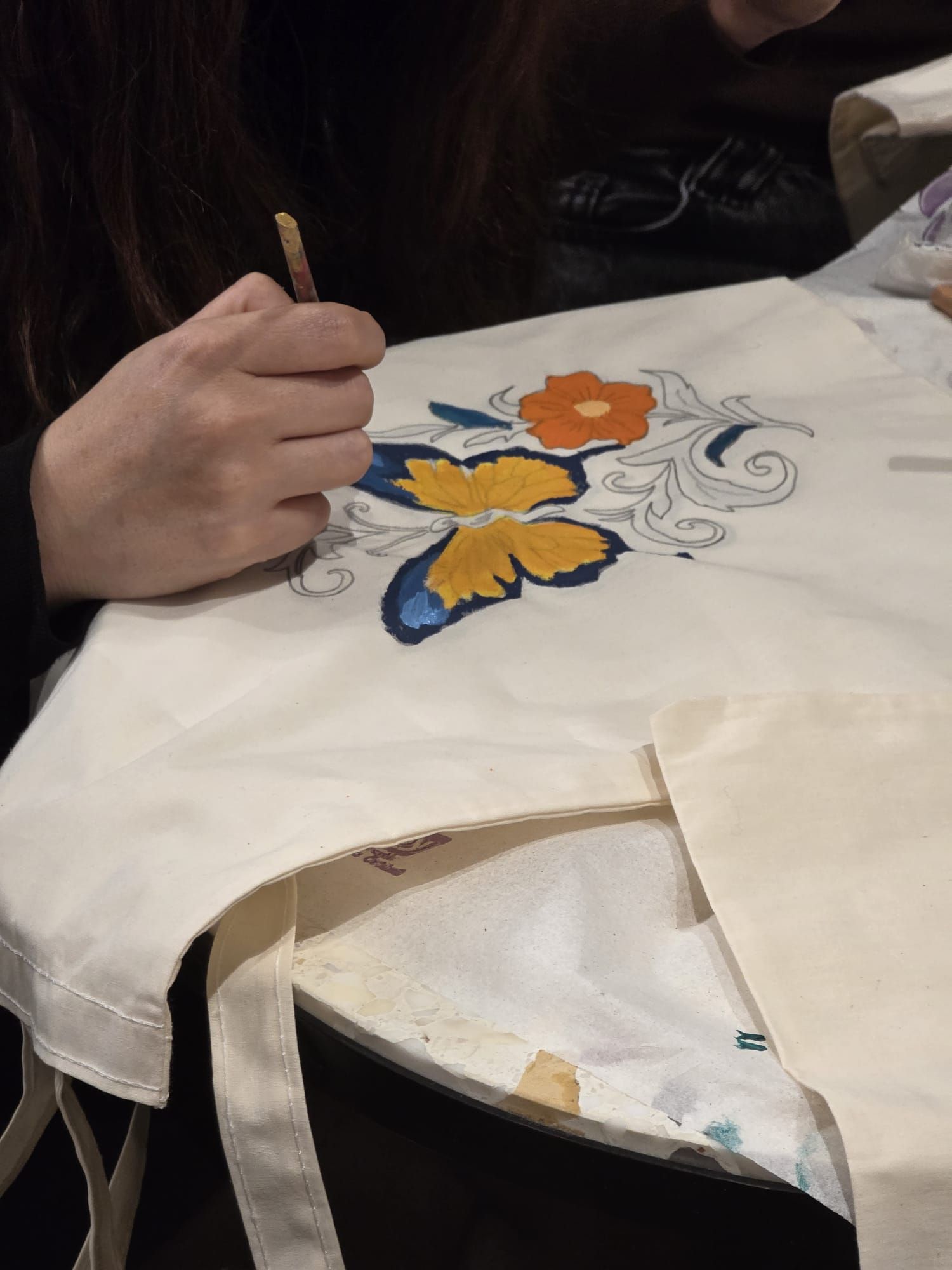 Çözüm Sadece Fikirde Kalmadı: Bez Çanta Tasarımı ve Boyama Atölyesi